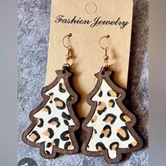 Leopard Print Christmas Tree Dangle Wooden Earrings Lightweight - Picture 3 of 4